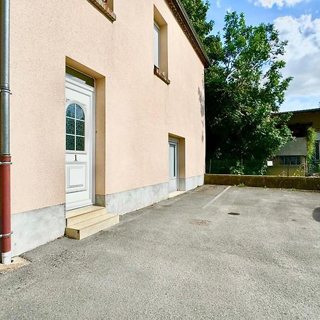 Le Cubry : Appart Hyper-Centre Avec Une Place De Parking Épernay Eksteriør billede